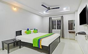 Itsy Hotels Sunrise Grand, Hitech City